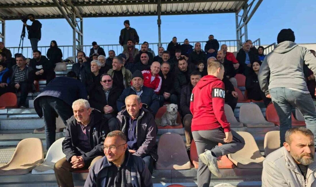 Özvatanspor, Başakpınarspor’u Yenerek Play-Off’a Yükseldi Özvatanspor, Kayseri Şeker Süper Amatör Küme'deki son mücadelesinde Başakpınarspor'u 3-1