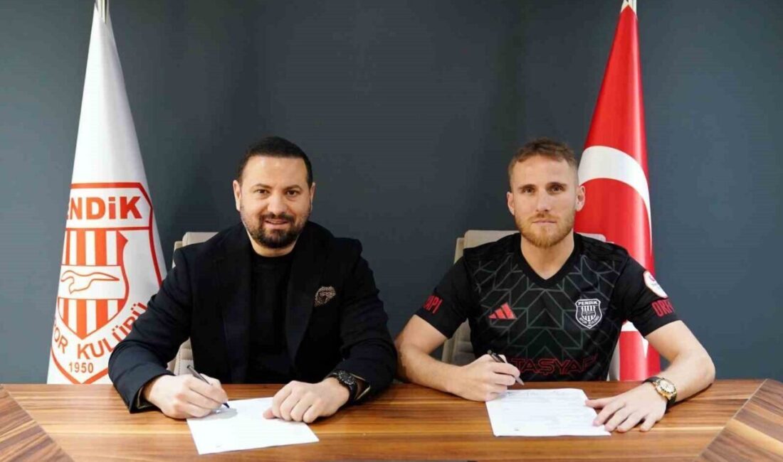 Pendikspor, Eyüpspor'da forma giyen 34 yaşındaki İspanyol futbolcu Samuel Saiz’i