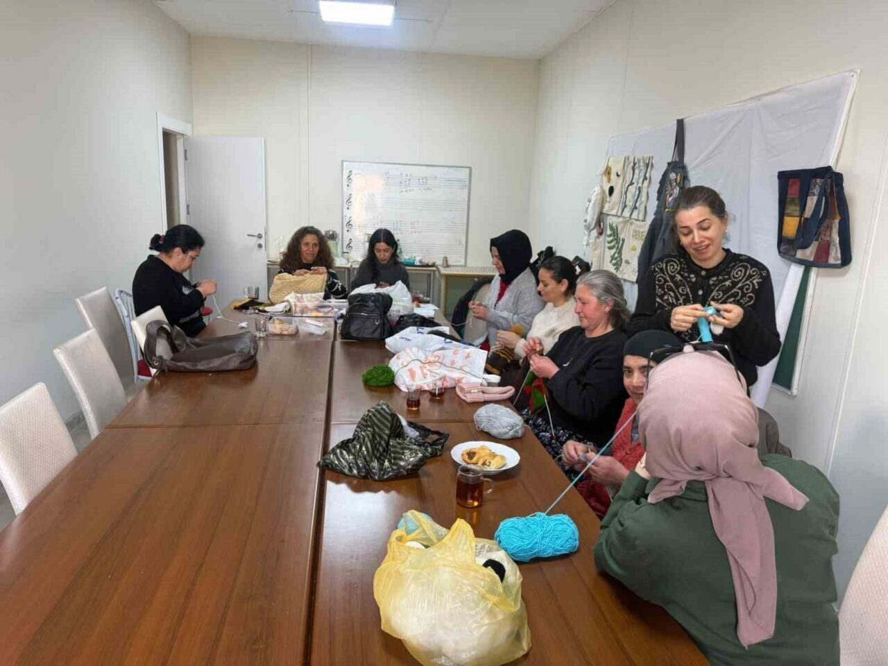 Tunceli’nin Pertek ilçesindeki Halk Eğitim Merkezi, 34 kursla 648 kursiyere