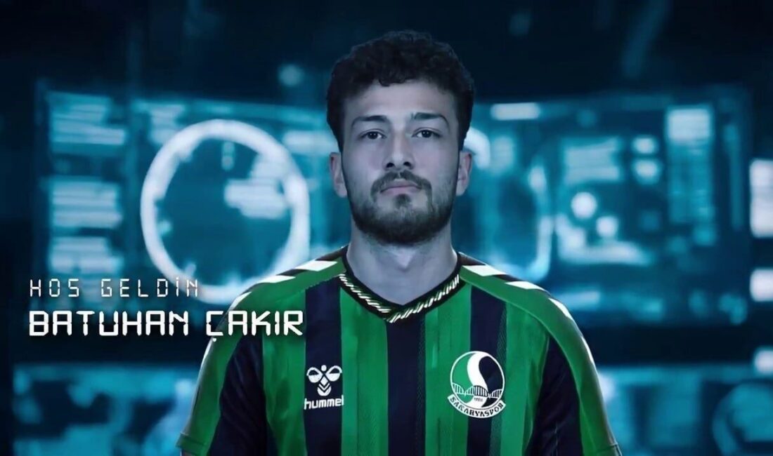 Sakaryaspor, Batuhan Çakır’ı kadrosuna kattığını yapay zeka ile hazırlanan video ile açıkladı. Sakaryaspor, İkinci Transfer Tescil Dönemi'nin kapanışında Batuhan Çakır'ı kadrosuna dahil
