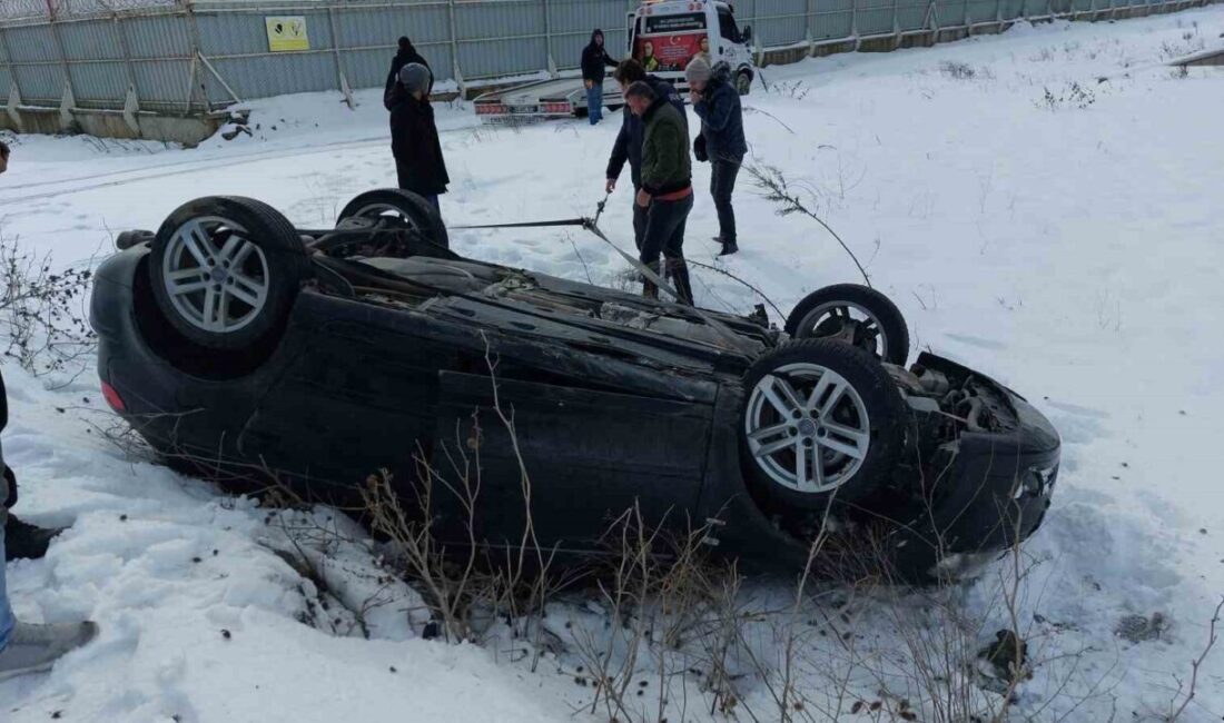 Samsun’da Buzda Kayarak Ters Dönen Araçta Yaralanan Yok, Maddi Hasar Oluştu Samsun'un Tekkeköy ilçesinde, Yusuf S.'nin kullandığı Audi marka otomobil buzda
