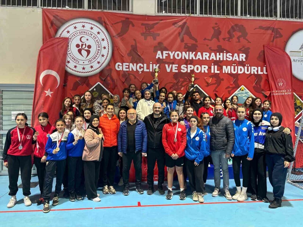 Afyonkarahisar'da düzenlenen Serbest Güreş il birinciliği, Çiğiltepe Spor Salonu'nda gerçekleştirildi.