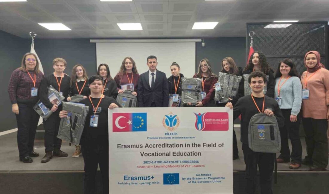 Bilecik’in Bozüyük ilçesindeki Mimar Sinan Mesleki ve Teknik Anadolu Lisesi öğrencileri ve öğretmenleri Erasmus projesi için Portekiz yolcusu oldu. Bilecik'in Bozüyük ilçesinde Mimar Sinan Mesleki ve Teknik Anadolu Lisesi'nden