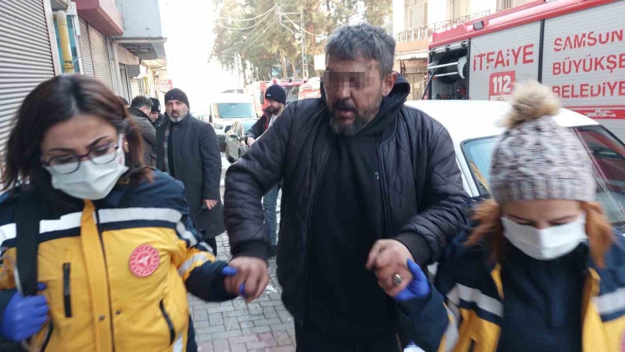 Samsun'da Kemal F., taksicilerin kendisini darp ederek parasını gasp ettiğini