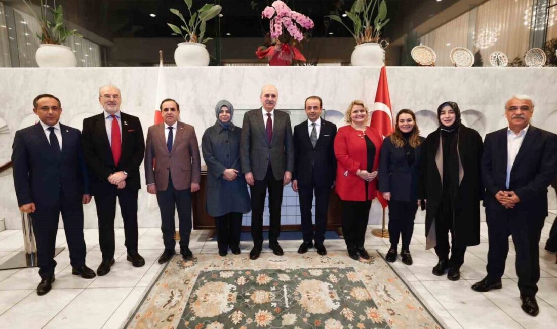 TBMM Başkanı Numan Kurtulmuş, Japonya’da Tokyo Büyükelçiliği’ni Ziyaret Etti TBMM Başkanı Numan Kurtulmuş, Japonya ziyaretinde Türkiye’nin Tokyo Büyükelçiliği'ni gezdi.