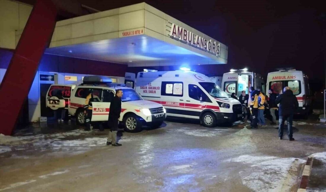 Sivas’ta Camide Teravih Namazı Sonrası Doğal Gaz Sızıntısı Hastaları Hastaneye Sevk Etti Sivas'ın Akıncılar ilçesindeki Yeşilyazı Camisi'nde teravih namazı sonrası doğal gaz