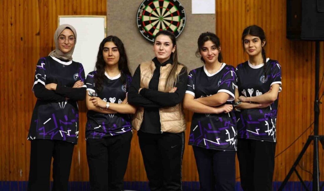 Tercan Anadolu Lisesi Kız Dart Takımı, Ordu’da Gerçekleşen Turnuvada Bölge Şampiyonu Olmayı Başardı Ordu'da gerçekleştirilen Liseler Arası Dart Turnuvası'nda Tercan Anadolu Lisesi kız
