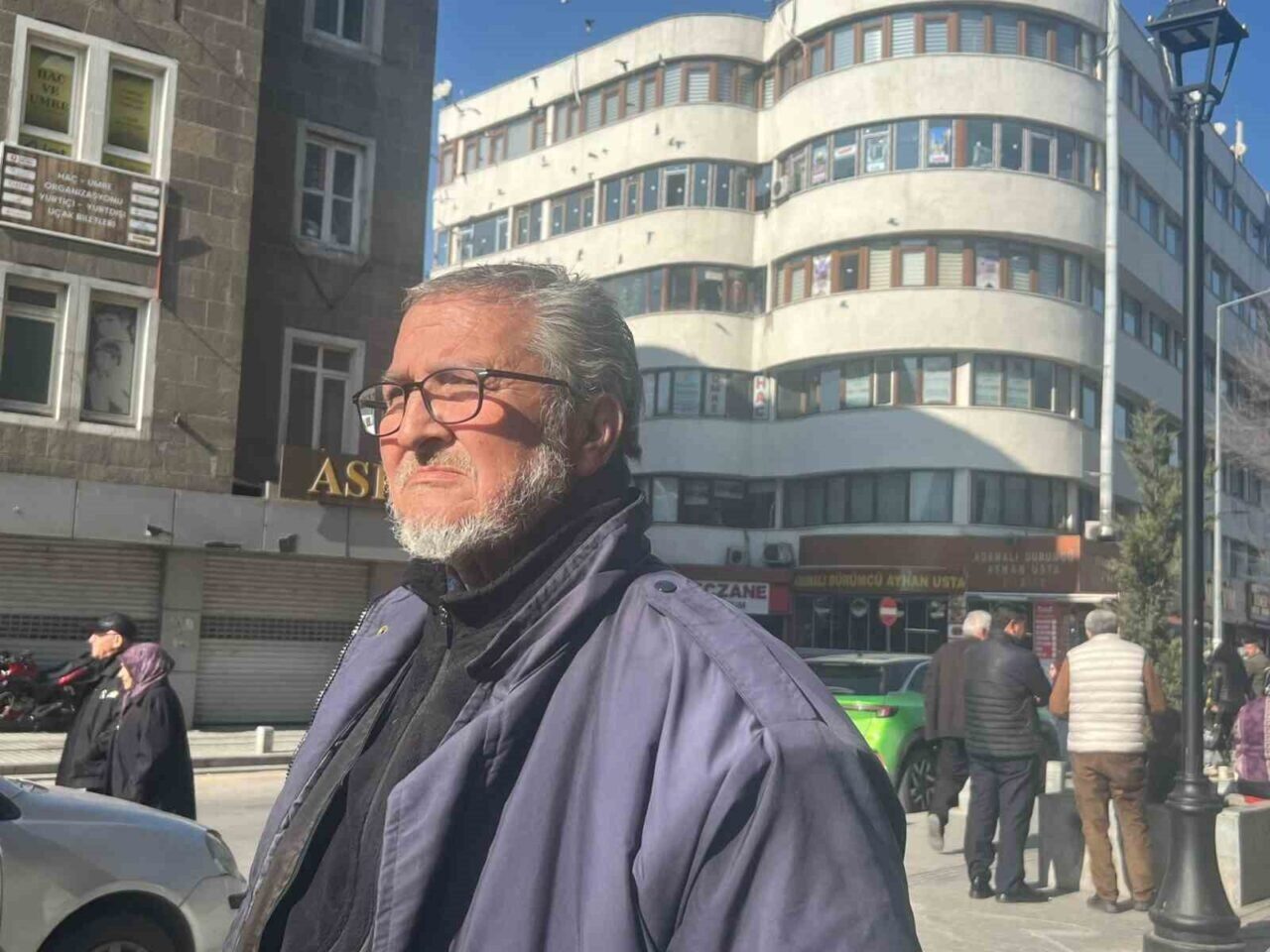 1 Şubat 1963'te Ankara'nın Ulus semtinde meydana gelen uçak faciasında,