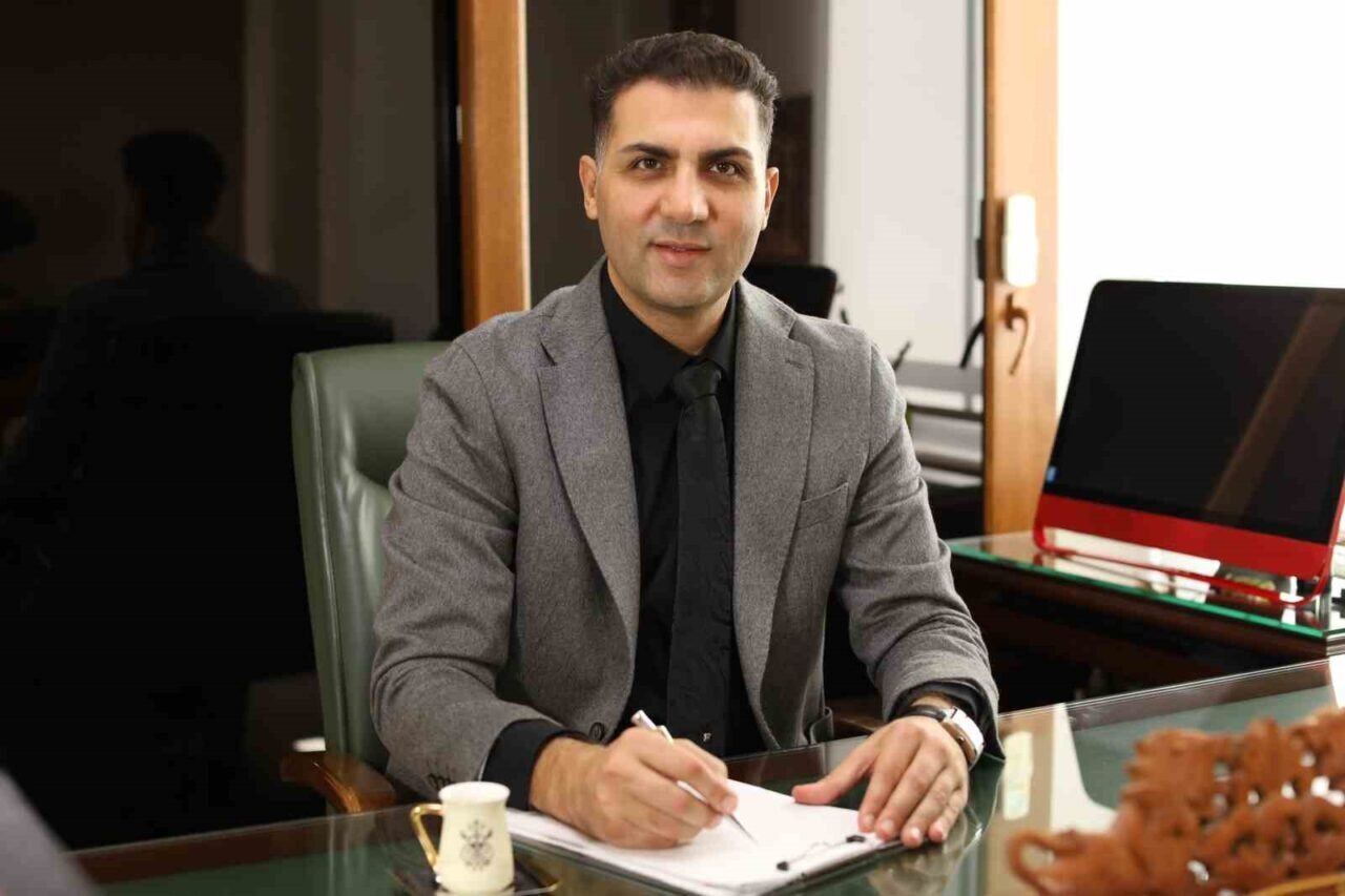 Prof. Dr. Birkan Taha Özkan, diş sağlığının psikolojik durum üzerinde