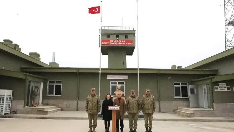 Kırklareli Valisi Uğur Turan, Türkiye-Bulgaristan Sınırı’ndaki Hudut Karakolu’nu Ziyaret Etti Kırklareli Valisi Uğur Turan, Malkoçlar köyündeki Şehit Jandarma Çavuş Refik