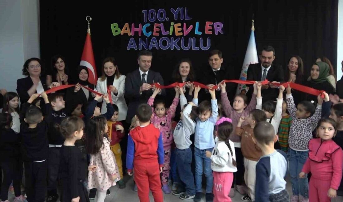 Yalova’da İki Yeni Anaokulu Törenle Hizmete Açıldı Yalova’da iki yeni anaokulunun açılışı, Vali Yardımcısı İdil Özdemir Doğan