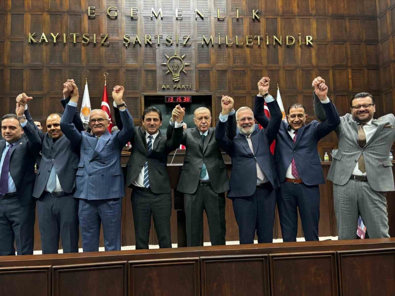 Selendi Belediye Başkanı Murat Daban, Yeniden Refah Partisi'nden istifa ederek