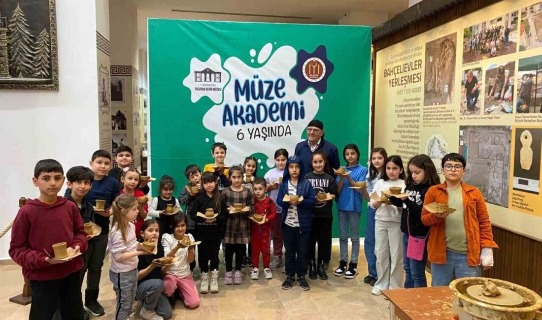 Bilecik Belediyesi’nde Çocuklar için Renkli ve Eğlenceli Yarıyıl Etkinlikleri Tamamlandı Bilecik Belediyesi, çocukların yarıyıl tatilini eğlenceli ve öğretici etkinliklerle dolu