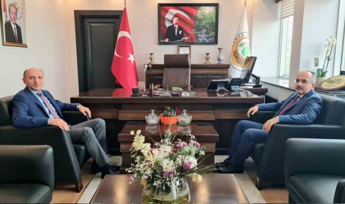 Zonguldak’ta Başsavcı Alan, Orman Bölge Müdürü Keskin ile Orman ve Çevre Konularında Görüşmeler Gerçekleştirdi Zonguldak Cumhuriyet Başsavcısı Abdurrahim Alan, Orman Bölge Müdürü Hasan Keskin'i