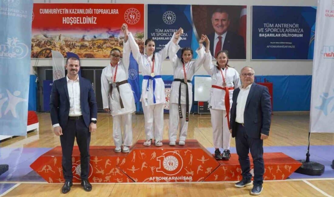 Çanakkale Şehitleri Anma Günü’nde Okul Sporları ve Karate Müsabakaları Yapıldı 18 Mart Çanakkale Şehitleri Anma Günü etkinlikleri kapsamında düzenlenen karate