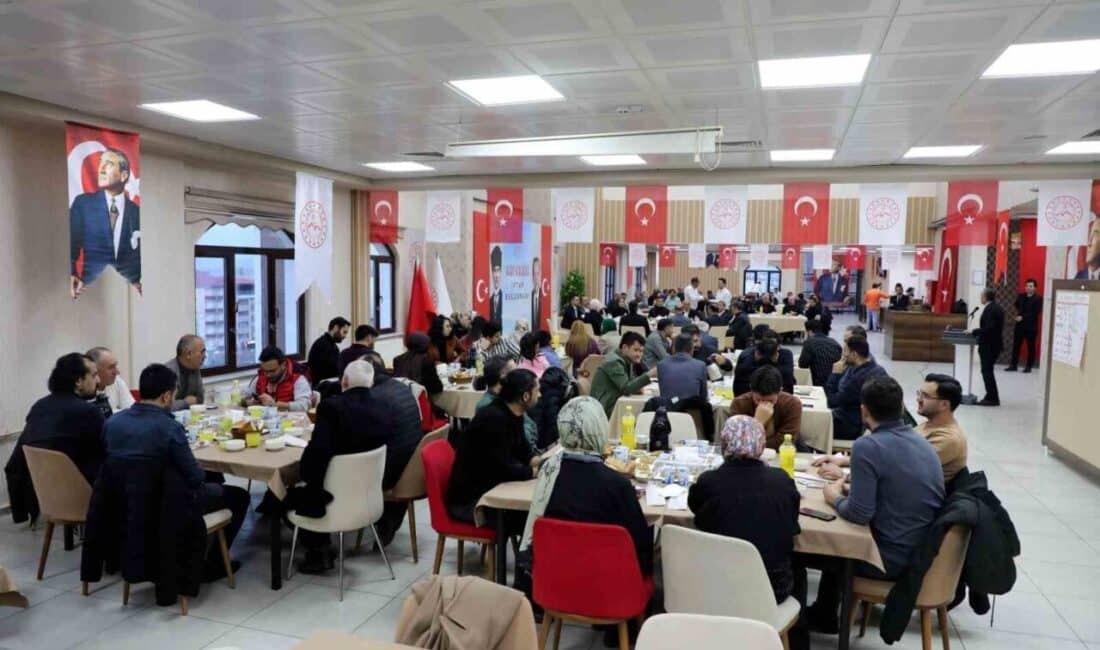 Ağrı’da İl Milli Eğitim Müdürlüğü Tarafından İftar Programı Düzenlendi Ağrı İl Milli Eğitim Müdürlüğü, il yöneticileri ve kurum personeli