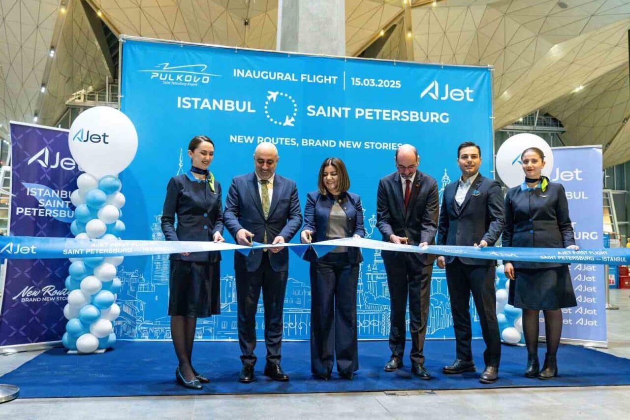 AJet, İstanbul'dan St. Petersburg'a ilk seferini 15 Mart'ta gerçekleştirdi. AJet,