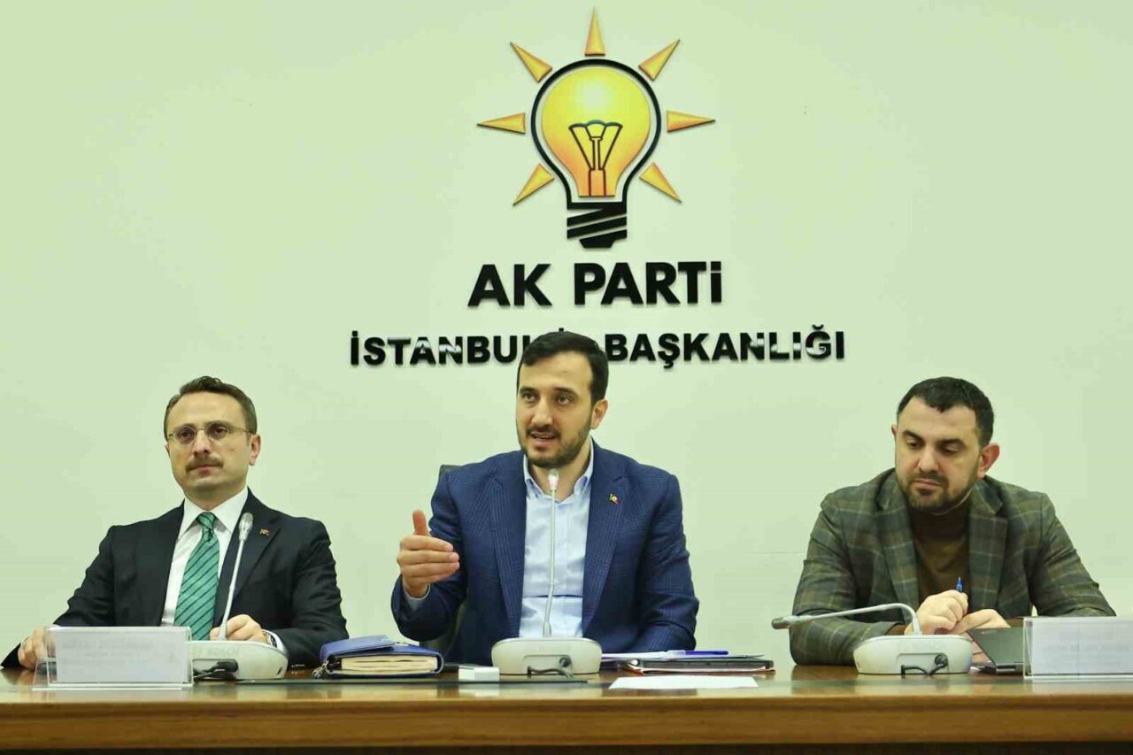 AK Parti İstanbul İl Başkanı Abdullah Özdemir, CHP Genel Başkanı
