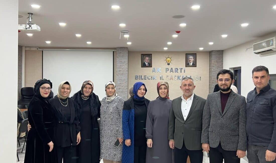AK Parti Bilecik İl Başkanlığı’nın Gönül Sofraları İftar Programı, Teşkilat Üyelerini Bir Araya Getirdi AK Parti Bilecik İl Başkanlığı, Ramazan ayı dolayısıyla ‘Gönül Sofraları’