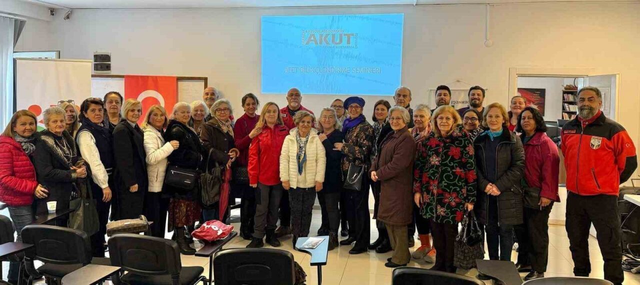 Çeşme Kent Konseyi Kadın Meclisi ve AKUT Yarımada, "İlçemizi Afetlere
