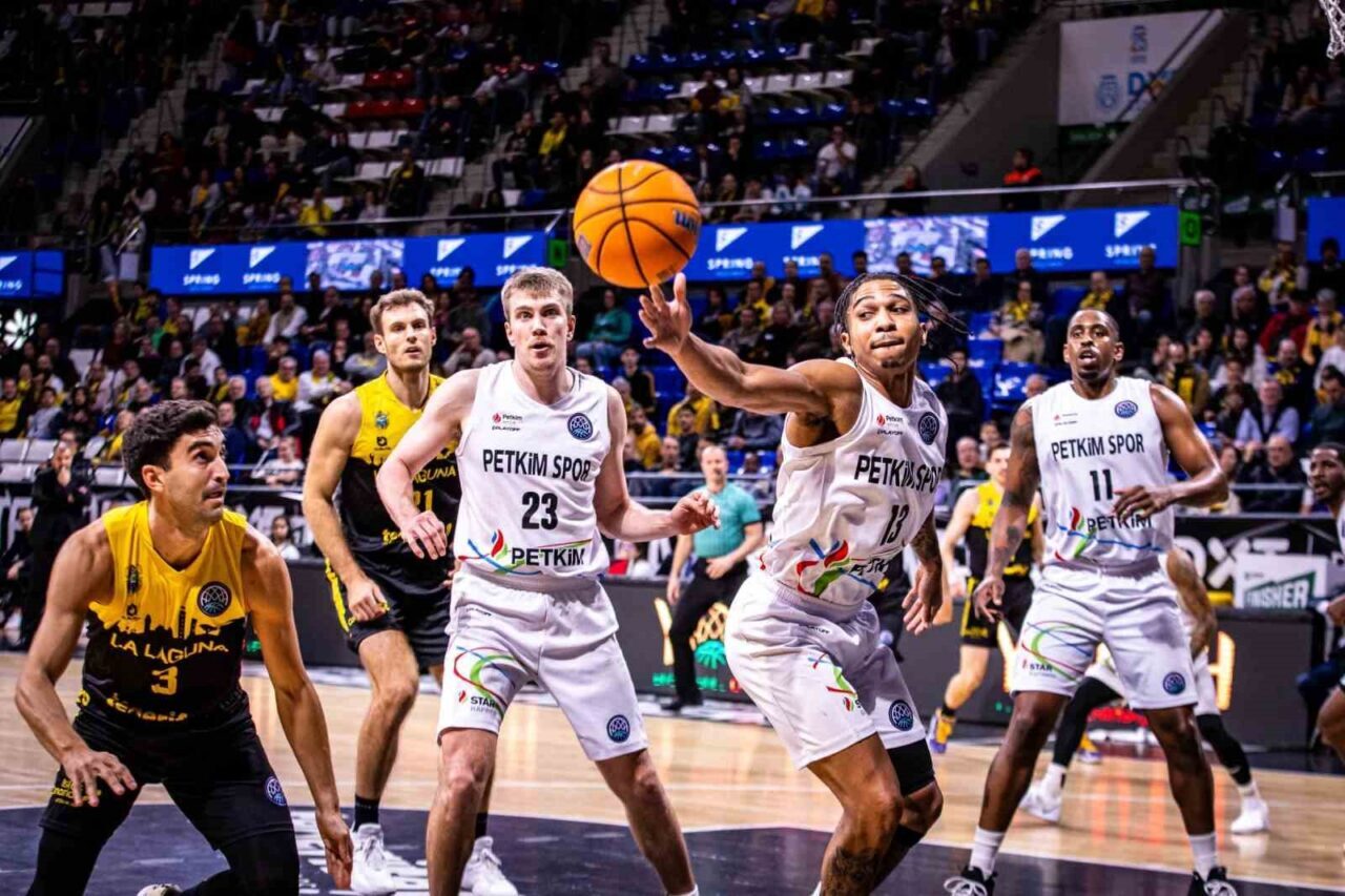 Aliağa Petkimspor, FIBA Şampiyonlar Ligi son 16 turundaki üçüncü maçında