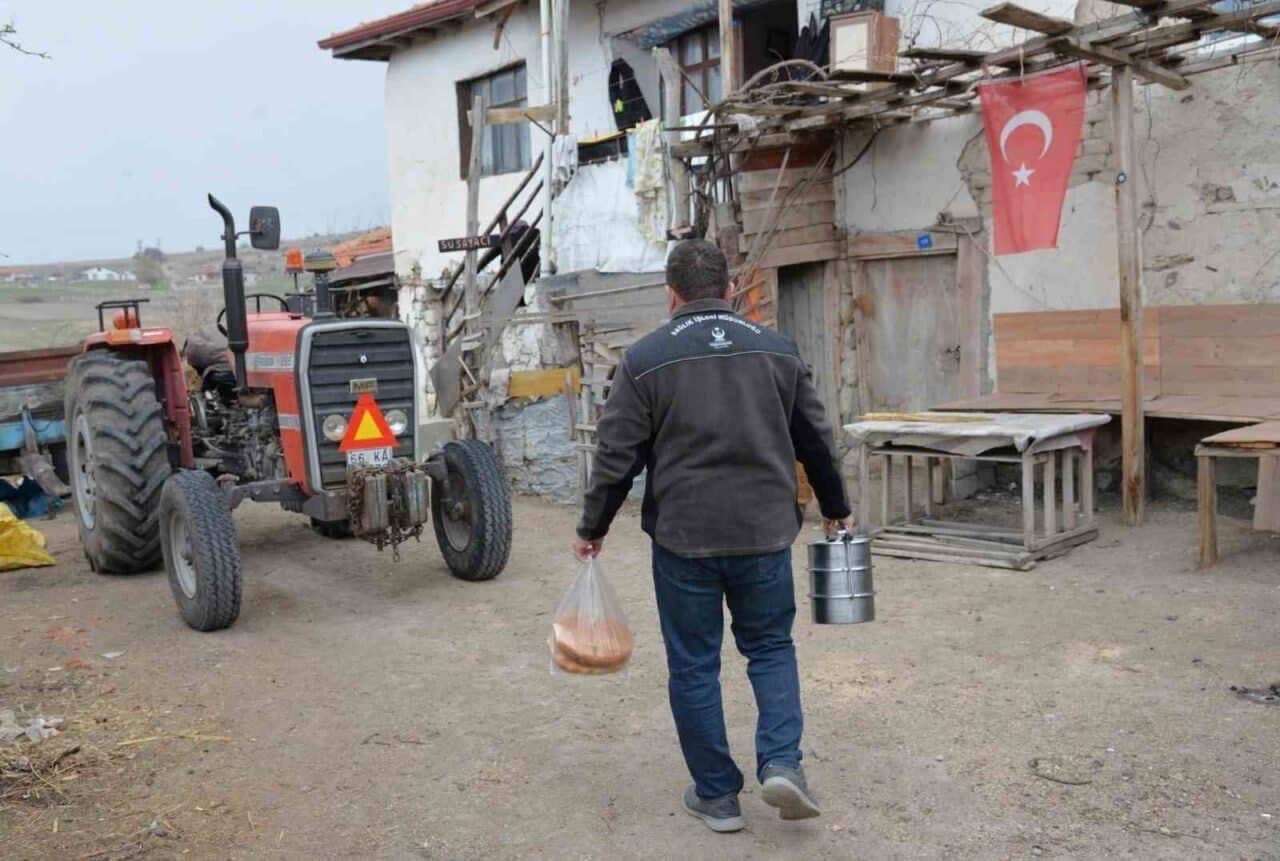 Kahramankazan Belediyesi, Sağlık İşleri Müdürlüğü işbirliğiyle, Ramazan ayında mahallelerde sıcak