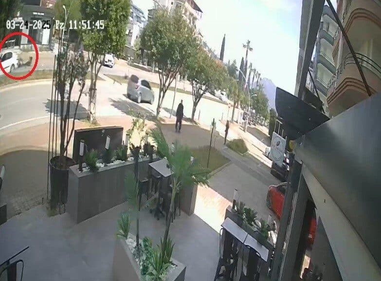 Antalya’nın Gazipaşa ilçesinde otomobil ile motosikletin çarpışması sonucu Veysel Ö.