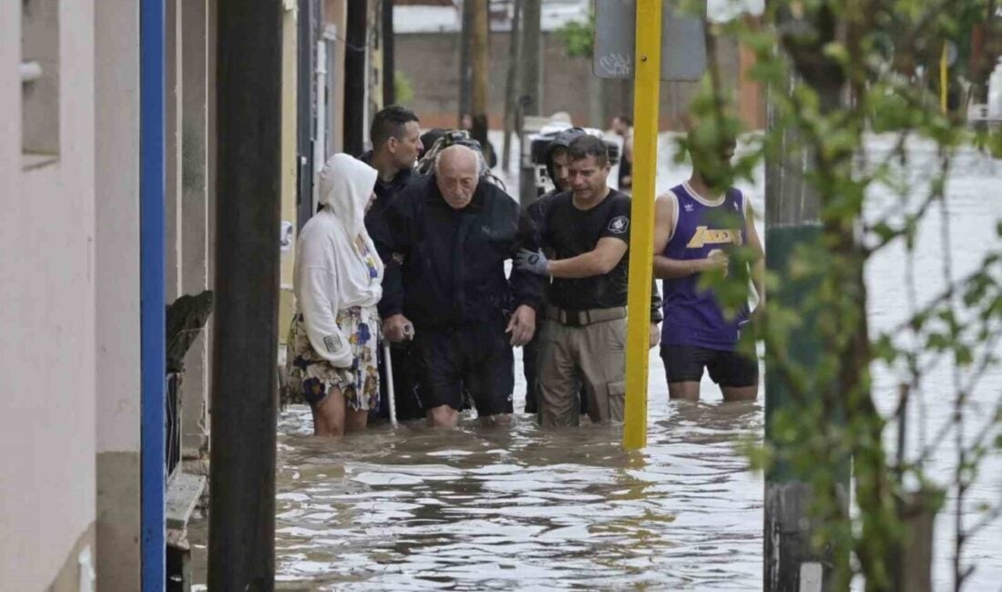 Arjantin'in Bahia Blanca kentinde meydana gelen sel felaketinde ölü sayısı