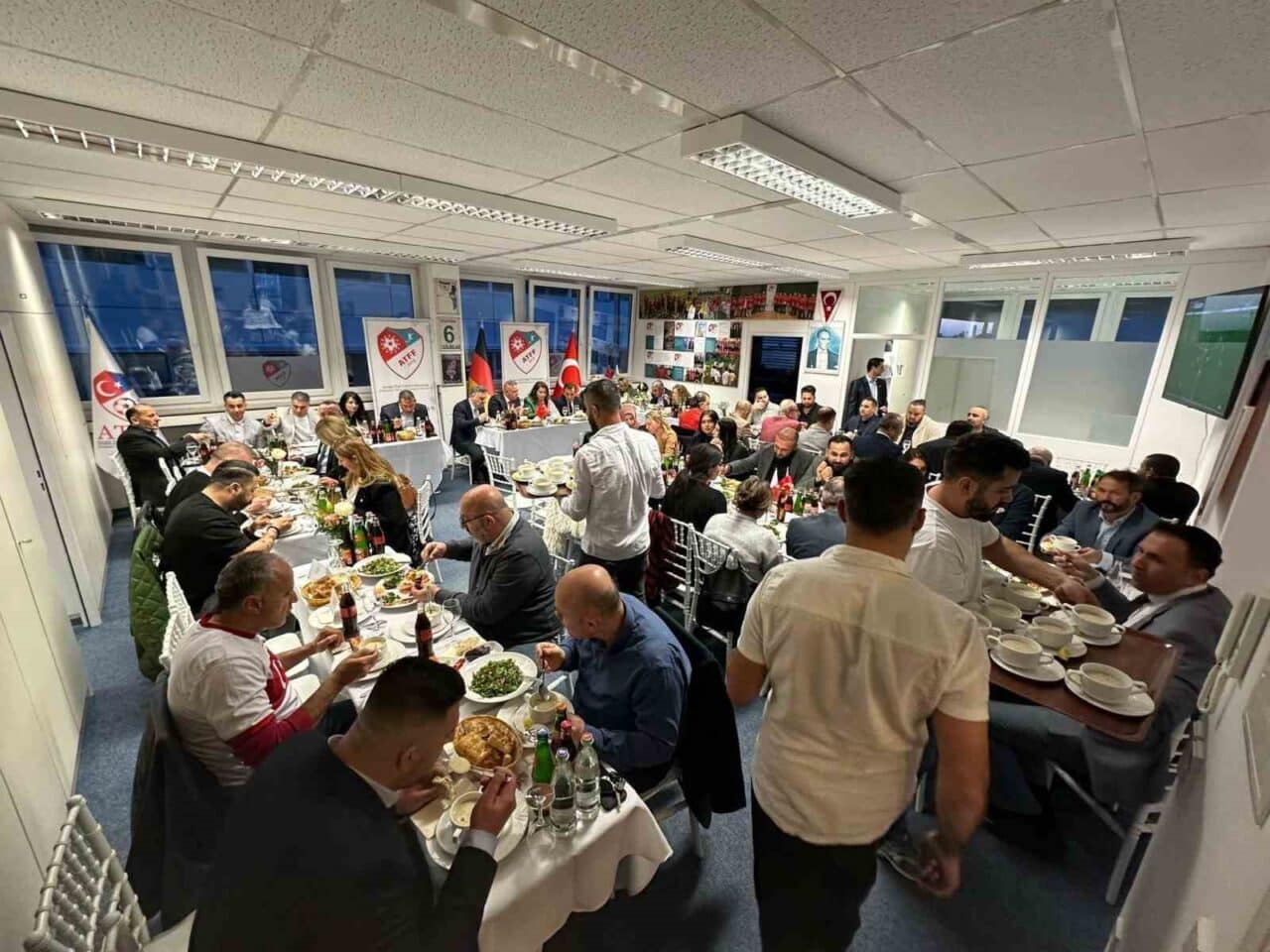 Almanya'nın Stuttgart kentindeki Avrupa Türk Futbol Federasyonu (ATFF), Ramazan dolayısıyla