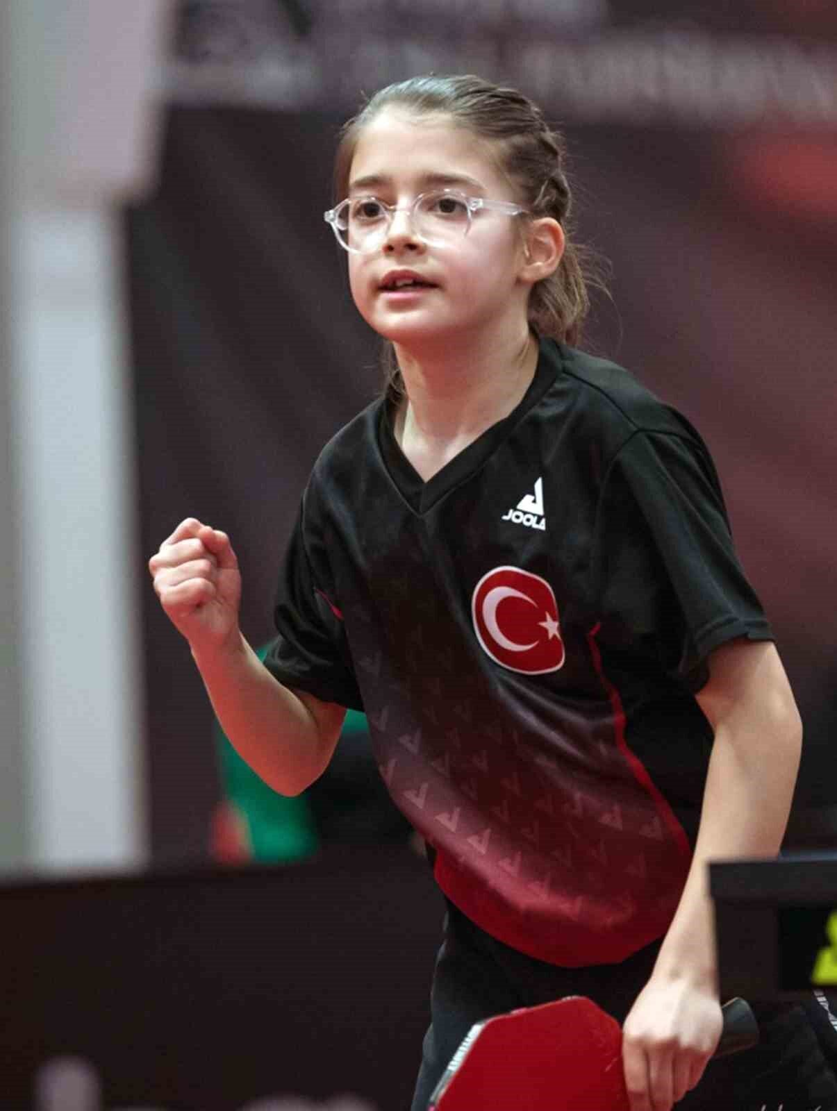 Aybige Feride Üstündağ, Çekya’daki ITTF WTT Youth Contender Turnuvası’ndan bronz