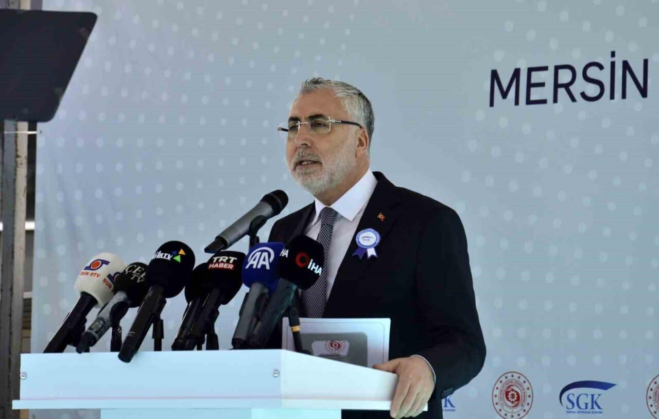 Çalışma ve Sosyal Güvenlik Bakanı Vedat Işıkhan, Mersin’de SGK'nın yeni