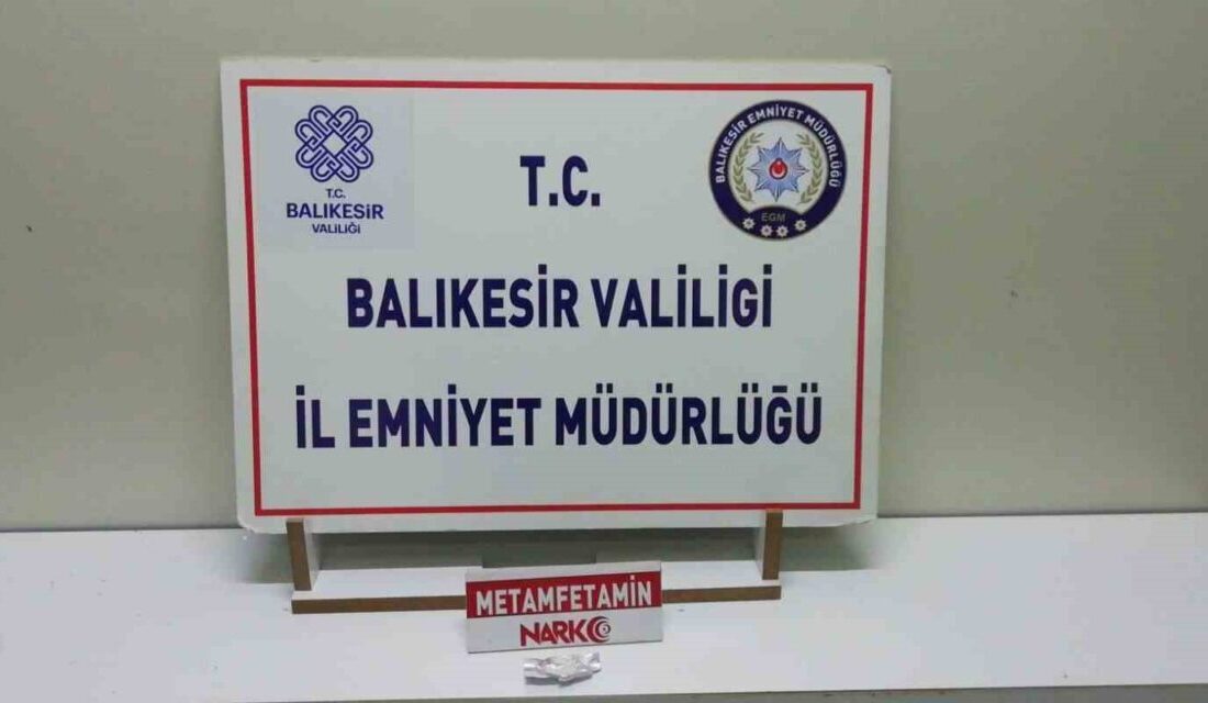 Edremit’te polis ekipleri asayiş, narkotik ve trafik denetimi gerçekleştirdi Balıkesir'in Edremit ilçesinde polis, asayiş ve narkotik denetimi gerçekleştirdi. 1,317