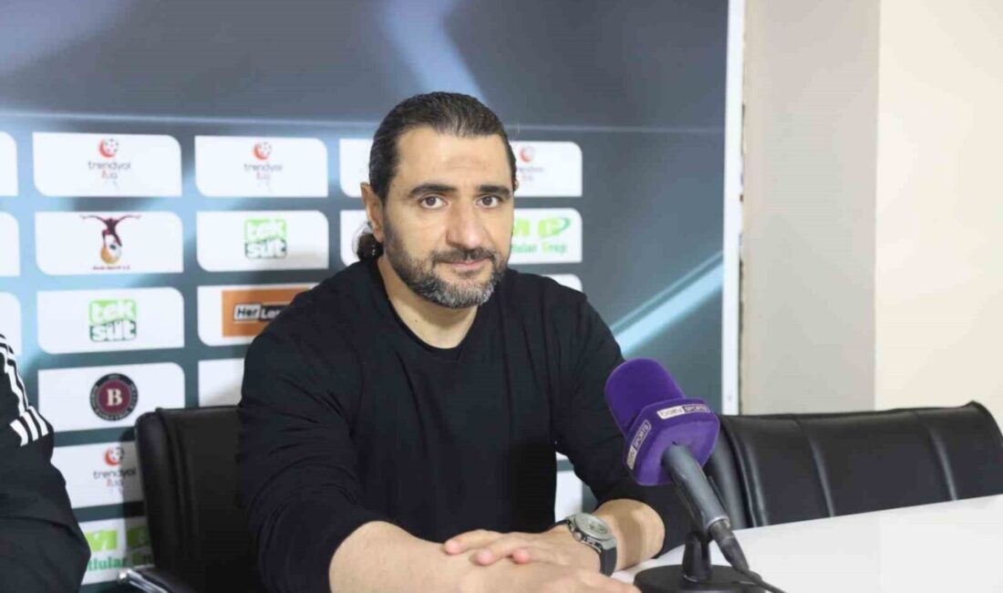 Bandırmaspor, Ümraniyespor’u 2-0 Yenerek Teknik Direktörlerinin Değerlendirmelerini Almıştır Trendyol 1. Lig'in 27. haftasında Bandırmaspor, Ümraniyespor'u 2-0 yenerek önemli