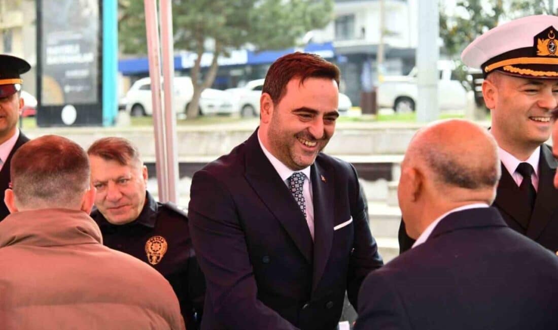 Başiskele’de 30. Geleneksel Bayramlaşmada Her Yaştan Vatandaşlar Bir Araya Geldi Başiskele'de yapılan 30. geleneksel bayramlaşma etkinliği, Kaymakam Soner Şenel ve