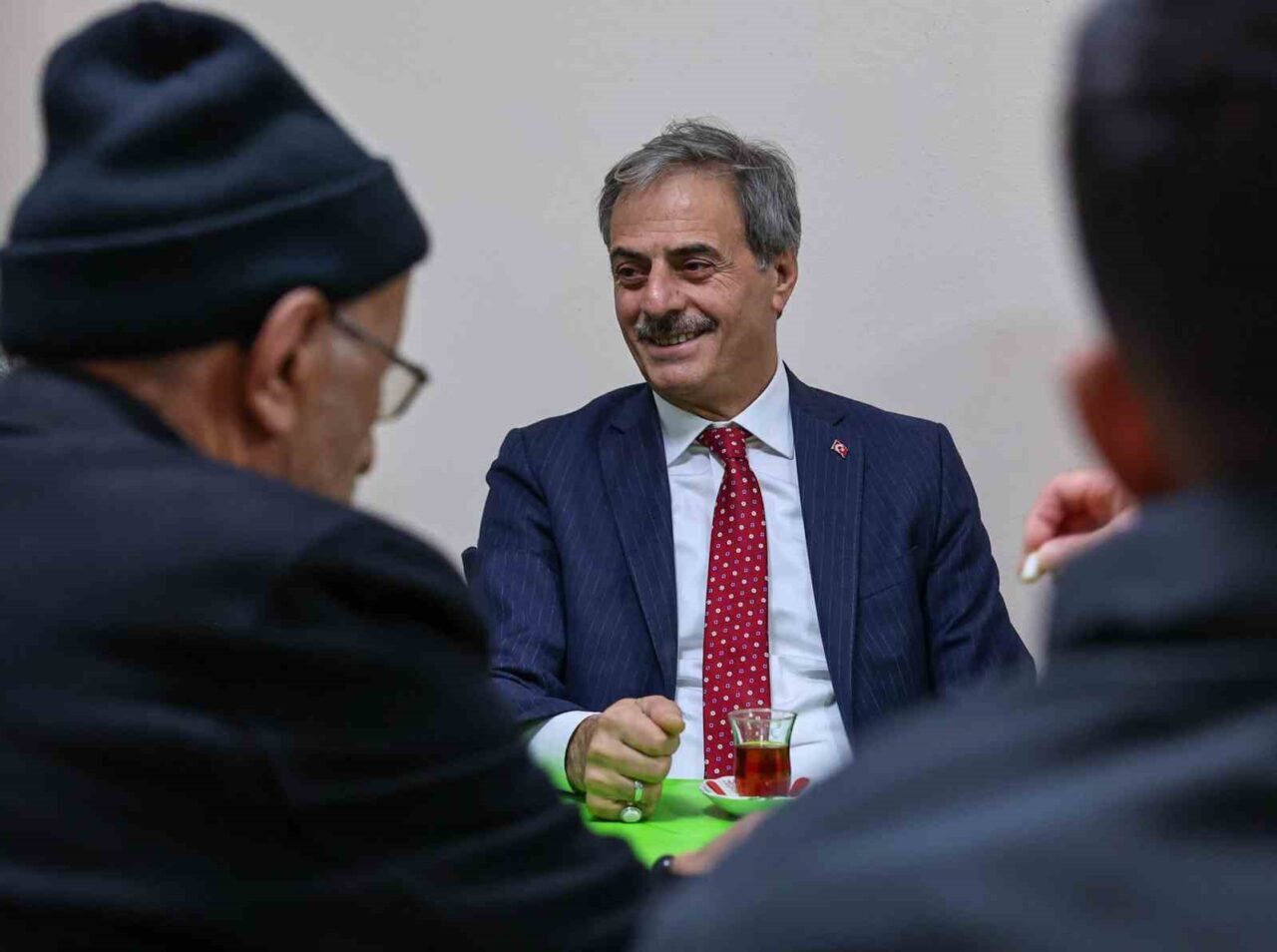 Sakarya Büyükşehir Belediye Başkanı Yusuf Alemdar, Ramazan ayı nedeniyle Erenler'de