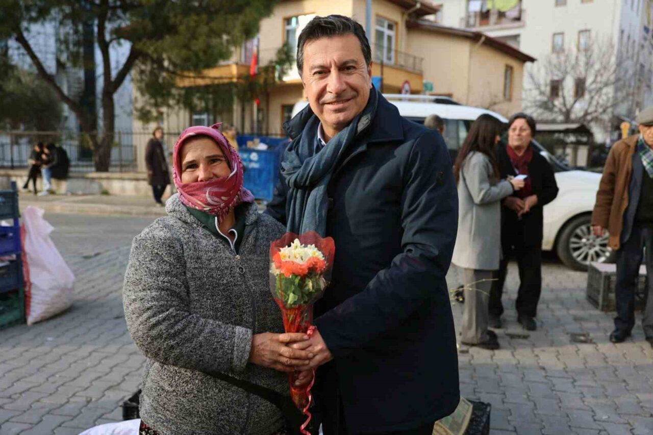 Muğla Büyükşehir Belediye Başkanı Ahmet Aras, kadınların tarihsel mücadelesinin önemine
