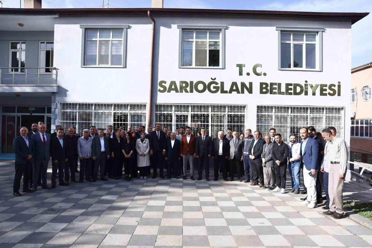 Kayseri Büyükşehir Belediye Başkanı Dr. Memduh Büyükkılıç, AK Parti heyetiyle