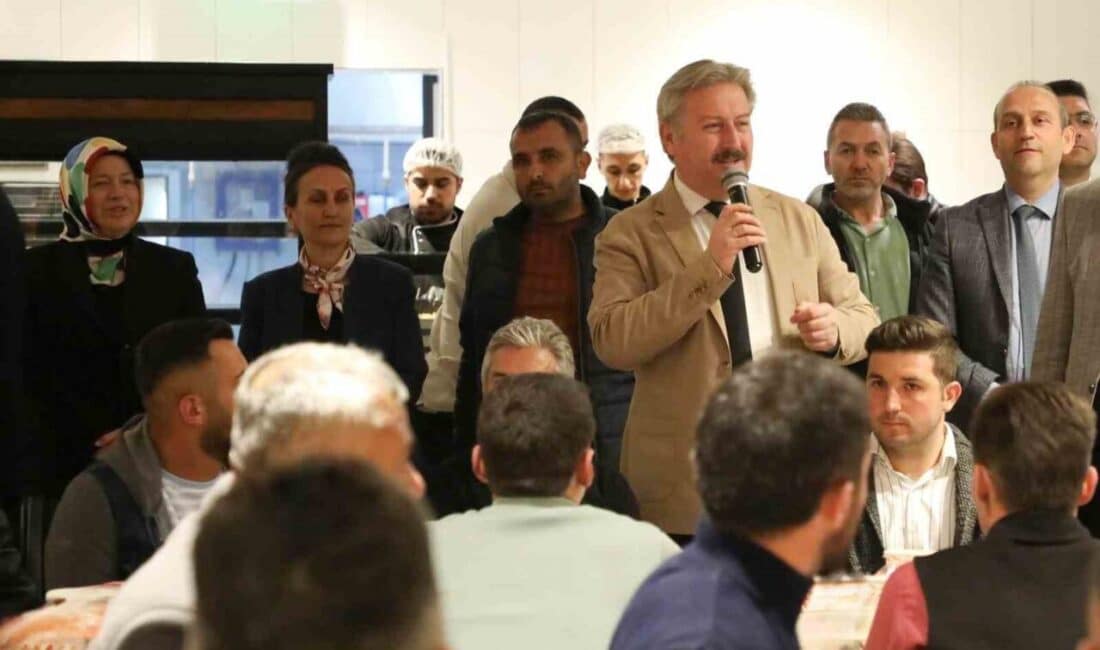 Başkan Palancıoğlu, Melikgazi’nin İftarında Saha Personeliyle Buluştu! Melikgazi Belediye Başkanı Doç. Dr. Mustafa Palancıoğlu, değerli saha personeliyle