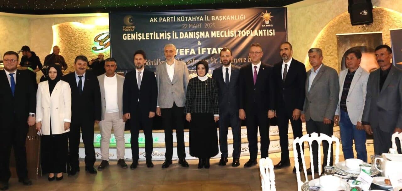 Cumhurbaşkanı Recep Tayyip Erdoğan, Kütahya Yenikent Belediye Başkanı Cumali Öztürk'e