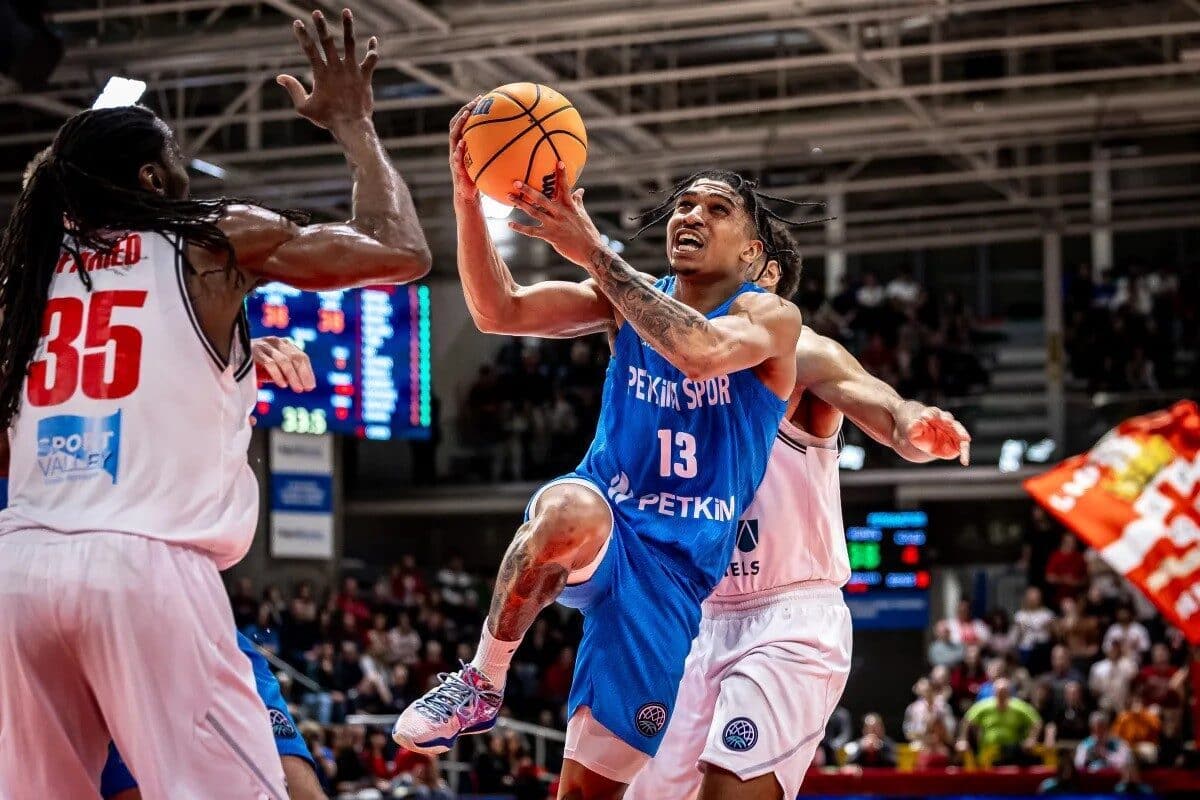 Aliağa Petkimspor, Basketbol Şampiyonlar Ligi K Grubu'nda Pallacanestro Reggiana'ya 77-70
