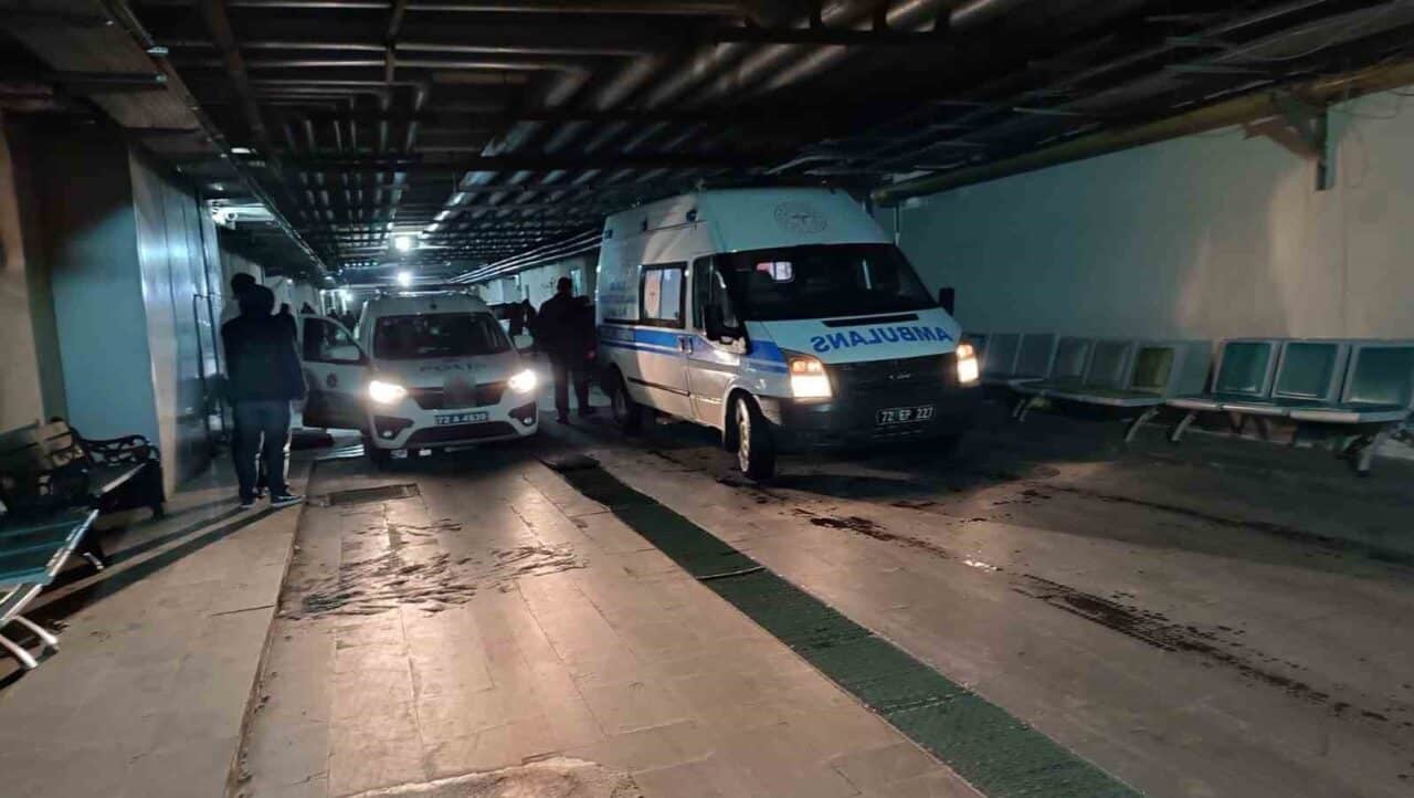 Batman'da gece saatlerinde meydana gelen trafik kazasında 26 yaşındaki motosiklet