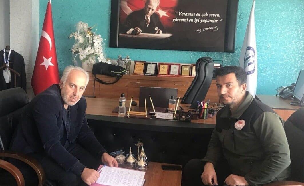 Demirözü Tarım Müdürlüğü ile Meslek Yüksekokulu Arasında Eğitim Protokolü İmzalandı Demirözü İlçe Tarım ve Orman Müdürlüğü ile Demirözü Meslek Yüksekokulu