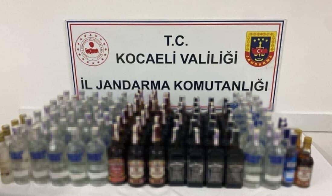 Kocaeli’deki Jandarma Operasyonunda 103 Şişe Sahte Alkol ve Kaçak Sigara Ele Geçirildi Kocaeli'de jandarma, İzmit ve Dilovası'nda düzenlediği operasyonda 103 şişe sahte