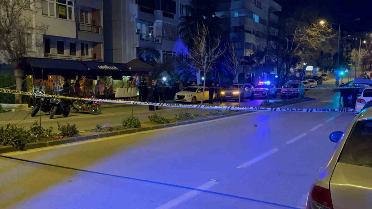 Bursa’nın Nilüfer ilçesinde kız meselesi yüzünden çıkan silahlı kavgada 24