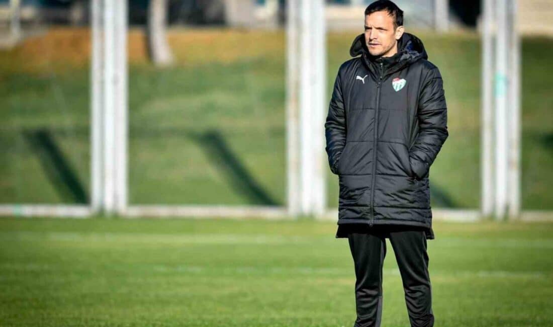 Bursaspor, Teknik Direktör Pablo Martin Batalla ile Olan İlişkisini Sonlandırdı Bursaspor, Teknik Direktör Pablo Martin Batalla ile karşılıklı anlaşma ile