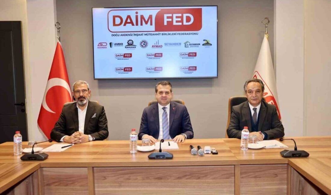 DAİMFED Başkanı Mustafa Karslıoğlu, Çukurova Üniversitesi Rektörü Prof. Dr. Hamit