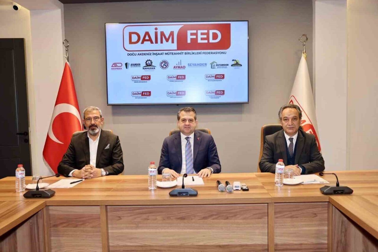 DAİMFED Başkanı Mustafa Karslıoğlu, Çukurova Üniversitesi Rektörü Prof. Dr. Hamit