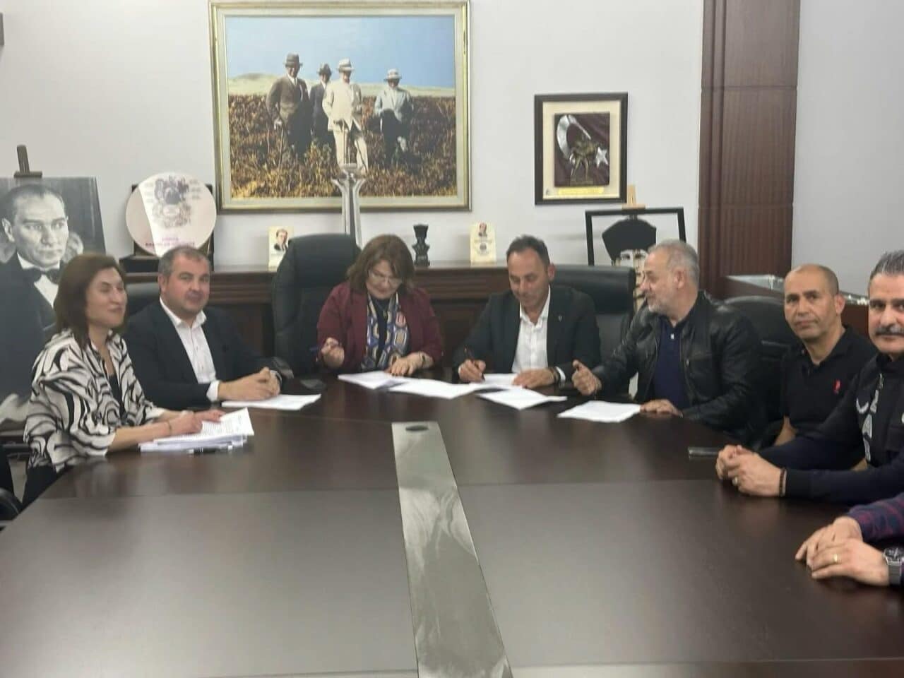 Didim Belediye Başkanı Hatice Gençay, en düşük işçi maaşını 38