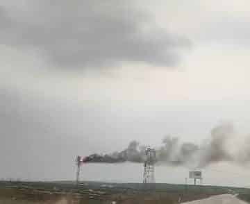 Silvan’da elektrik panosu alev alev yandı, itfaiye devreye girdi. Diyarbakır'ın Silvan ilçesindeki Yolaç köyünde, bir elektrik panosu yandı. DEDAŞ