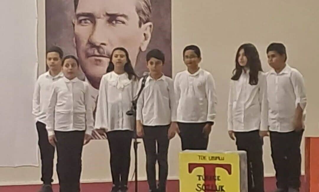 Edremit’te Kütüphane Haftası Etkinlikleri Coşkuyla Kutlandı Balıkesir'in Edremit ilçesinde Kütüphane Haftası etkinlikleri düzenlendi. Remzi Molvalıoğlu Ortaokulu